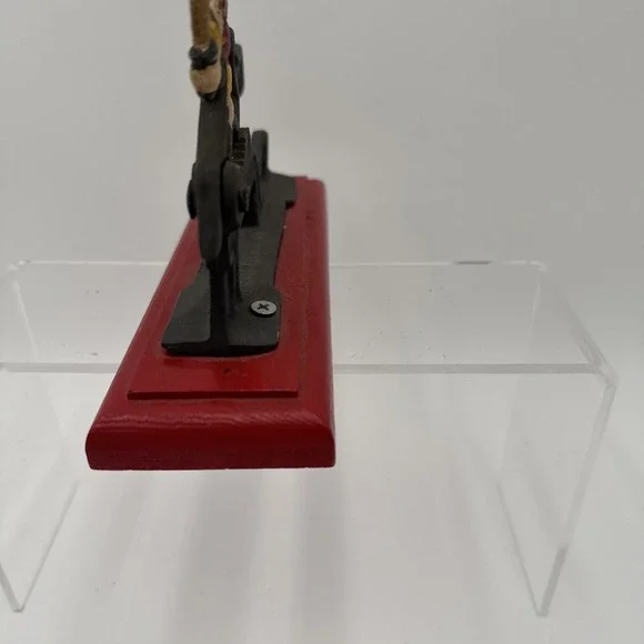 Vintage Cast Iron Christmas Solider Nutcracker Midwest Importers - Picture 4 of 7